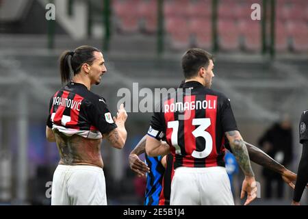 Mailand, Italien. Januar 2021. Zlatan Ibrahimovic (11) vom AC Mailand beim Coppa Italia-Spiel zwischen Inter und AC Mailand in San Siro in Mailand. (Foto Kredit: Gonzales Foto/Alamy Live News Stockfoto