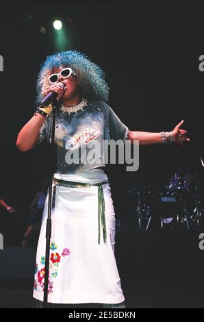 Kelis beginnt ihre UK Tour im Shepherds Bush Empire in London. Juni 2000 Stockfoto