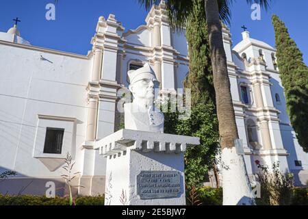 Kirche unserer Lieben Frau von Candelaria in Moctezuma, Sonora, Mexiko. Stadt im Zentrum des Staates Sonora, in Mexiko und der Ruta de la Sierra. Moctezuma früher Oposura genannt. Religion, Kapelle, katholizismus ..... (Foto: Luis Gutierrez, NortePhoto.com) Iglesia de Nuestra Señora de la Candelaria en Moctezuma, Sonora, Mexiko. pueblo ubicado en el Centro del estado de Sonora, en México y la Ruta de la Sierra. Moctezuma anteriormente llamada Oposura. Religion, capilla, catolicismo..... (Foto von Luis Gutierrez, NortePhoto.com) Stockfoto