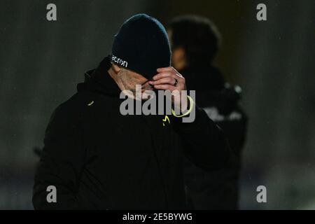 Colchester United Manager Steve Ball bleibt dejected - Stevenage / Colchester United, Sky Bet League Two, Lamex Stadium, Stevenage, UK - 26. Januar 2021 nur redaktionelle Verwendung - es gelten DataCo-Beschränkungen Stockfoto