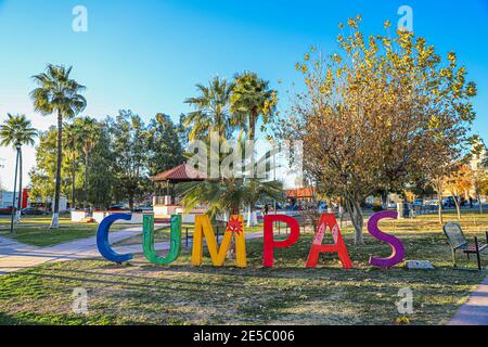 Cumpas, Sonora, Mexiko. Pueblos de mexico. Pueblos de sonora (Foto von Luis Gutierrez/NortePhoto.com)... Cupas, Sonora, Mexiko. Städte in Mexiko. Städte von sonora (Foto von Luis Gutierrez / NortePhoto.com) Stockfoto