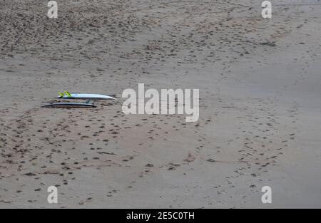 Surfbretter am Strand Sand Stockfoto