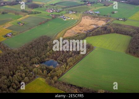 Luftbild Waldgebiet Sandbochumer Heide nahe Kerstheider Straße in Hamm, Ruhrgebiet, Nordrhein-Westfalen, Deutschland, Brachfläche, DE, Europa, Hamm, L Stockfoto