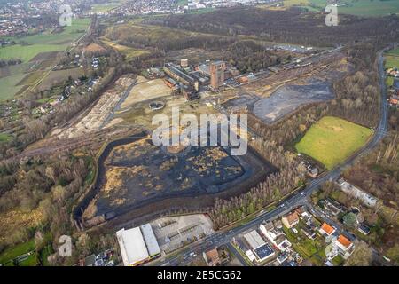 Luftbild mit Hammerkopfturm im Bergwerk Ost Zeche Heinrich Robert, CreativRevier in Wiescherhöfen, Hamm, Ruhrgebiet, Nordrhein-Westfalen, Deutschland, Stockfoto