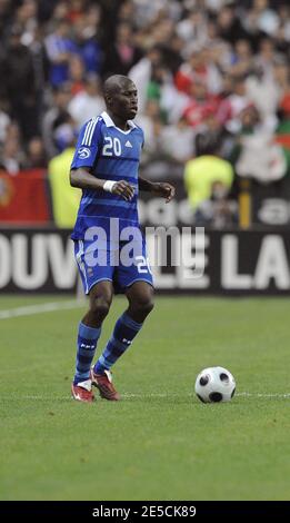 Frankreichs Rod Fanni beim internationalen Freundschaftsspiel Frankreich gegen Tunesien am 14. Oktober 2008 in St-Denis, Frankreich, gewann Frankreich 3:1. Foto von Willis Parker/Cameleon/ABACAPRESS.COM Stockfoto