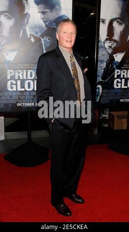 Schauspieler Jon Voight kommt zur Premiere von 'Pride and Glory' am 15. Oktober 2008 im AMC Loews Lincoln Square 13 Theater in New York City, NY, USA. Foto von Donna ward/ABACAPRESS.COM Stockfoto