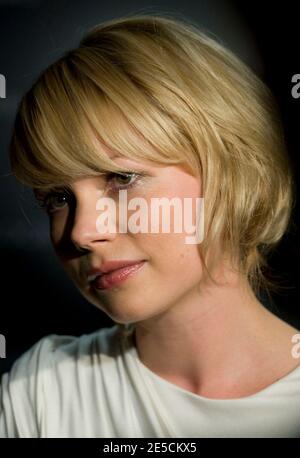 Michelle Williams nimmt am 15. Oktober 2008 an der Cinema Society and Mulberry Presentation Screening von 'Synecdoche New York' im Loews AMC 19th Street in New York City, NY, USA Teil. Foto von David Miller/ABACAPRESS.COM Stockfoto