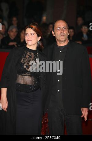 Jean-Pierre Bacri und Agnes Jaoui kommen am 26. Oktober 2008 auf dem roten Teppich zur Vorführung von "Parlez Moi De La Pluie" im Rahmen des 3. Filmfestivals in Rom, Italien. Foto von Denis Guignebourg/ABACAPRESS.COM Stockfoto