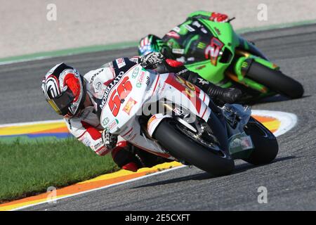 Der japanische Shinya Nakano von Honda/Gresini Team beim Valencia Moto Grand Prix auf der Ricardo Tormo Rennstrecke in Cheste bei Valencia, Spanien, am 26. Oktober 2008. Der Australier Casey Stoner fuhr mit seiner Ducati zum Sieg. Spanird Dani Pedrosa auf einer Honda belegte den zweiten Platz vor dem neuen Weltmeister Valentino Rossi aus Italien, auf einer Yamaha. Foto von Malkon/Cameleon/ABACAPRESS.COM Stockfoto