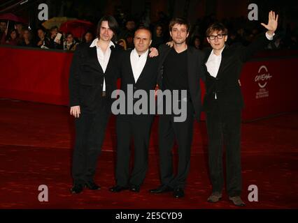 Julien Baumgartner, Lorant Deutsch, Guillaume Quatravaux und Ilan Duran Cohen kommen auf rotem Teppich für die Vorführung von Le Plaisir De Chanter im Rahmen des 3. 'Rome Film Festival' in Rom, Italien am 28. Oktober 2008. Foto von Denis Guignebourg/ABACAPRESS.COM Stockfoto