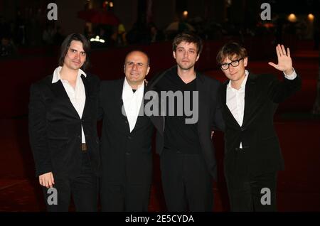 Julien Baumgartner, Lorant Deutsch, Guillaume Quatravaux und Ilan Duran Cohen kommen auf rotem Teppich für die Vorführung von Le Plaisir De Chanter im Rahmen des 3. 'Rome Film Festival' in Rom, Italien am 28. Oktober 2008. Foto von Denis Guignebourg/ABACAPRESS.COM Stockfoto