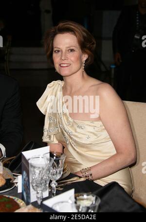 Schauspielerin Sigourney Weaver posiert beim Eröffnungsdinner zum 8. 'Marrakech Film Festival' in Marrakesch, Marokko am 14. November 2008. Foto von Denis Guignebourg/ABACAPRESS.COM Stockfoto