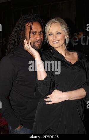 Christian und Adriana Karembeu starten am 18. November 2008 ihr Spa 'Jannhra Spa Paris' in Paris, Frankreich. Foto von Benoit Pinguet/ABACAPRESS.COM Stockfoto