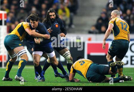 Die Franzosen Yannick Jauzion und Sebastien Chabal beim Freundschaftsspiel International Rugby, Frankreich gegen Australien im Stade de France in Saint-Denis bei Paris, Frankreich am 22. November 2008. Australien gewann 18-13. Foto von Steeve McMay/Cameleon/ABACAPRESS.COM Stockfoto