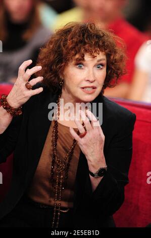 Marlene Jobert bei der Aufnahme von Vivement Dimanche am 8. Dezember 2008 in Paris, Frankreich. Foto von Max Colin/ABACAPRESS.COM Stockfoto