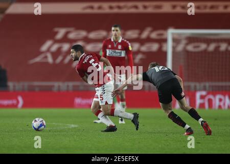 MIDDLESBROUGH, ENGLAND. 27. JANUAR Sam Morsy von Middlesbrough und Jamie Lindsay von Rotherham United während des Sky Bet Championship-Spiels zwischen Middlesbrough und Rotherham United am Mittwoch, 27. Januar 2021 im Riverside Stadium, Middlesbrough. (Kredit: Mark Fletcher, Mi News) Kredit: MI Nachrichten & Sport /Alamy Live Nachrichten Stockfoto