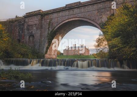 Dalkeith Country Park an einem Herbstnachmittag ist ein idealer Tagesausflug von Edinburgh, Midlothian in Schottland Stockfoto