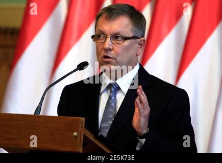 Die Mkb Bank In Budapest Stockfotografie Alamy
