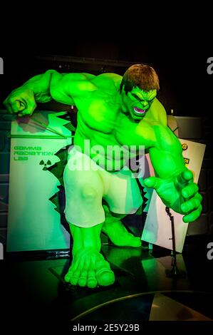 Riesige Madame Tussauds Der Unglaubliche Hulk. Full Body Angry Green Skinned Fiktiven Superhelden. Manhattan, New York City, USA Stockfoto