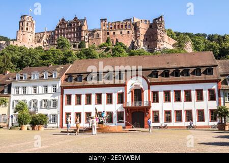 Deutschland Altstadt - Heidelberg ist eine alte Universitätsstadt und liegt am Neckar im Südwesten Deutschlands. Heidelberg liegt im Rheintal Stockfoto