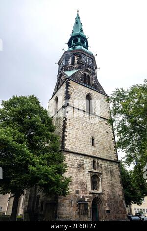 Glockenturm der Kreuzkirche, lutherische Kirche in der Altstadt von Hannover, Deutschland Stockfoto