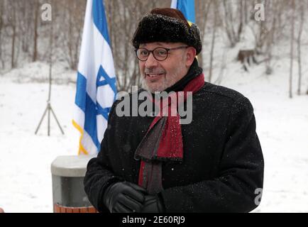 Nicht exklusiv: KIEW, UKRAINE - 28. JANUAR 2021 - Botschafter außerordentlicher und bevollmächtigter Israels in der Ukraine Joel Lion nimmt am Start der Th Stockfoto