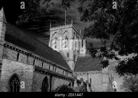 Herbstfarben auf Grimsby Minster, Grimsby Stadt, Lincolnshire County, England Stockfoto