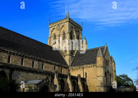 Herbstfarben auf Grimsby Minster, Grimsby Stadt, Lincolnshire County, England Stockfoto