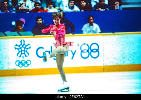 Jill Trenary (USA) im Ladies Figure Skating Short Programm bei den Olympischen Winterspielen 1988. Stockfoto
