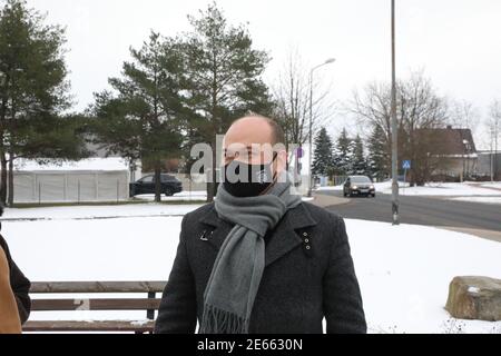 Bürgermeister Rafal Gronicz beim Tag des Gedenkens an die Opfer des Nationalsozialismus 2021 in Zgorzelec, P Stockfoto