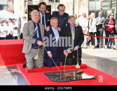 Los Angeles, USA. 26. Apr, 2017. A Wolfgang Puck - STAR 004 Brett Ratner, Larry King Credit: Tsuni/USA/Alamy Live News Stockfoto