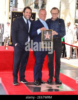 Los Angeles, USA. 26. Apr, 2017. A Wolfgang Puck - STAR 006 Brett Ratner, Larry King Credit: Tsuni/USA/Alamy Live News Stockfoto