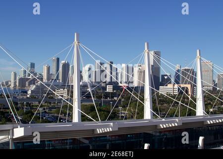 Blick auf die Innenstadt vom Hafen von Miami, Florida, USA Stockfoto