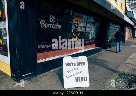 Straßen von Tacoma im Frühjahr 2020 während der ersten Welle Der Geschäftsschließungen aufgrund der Covid-19-Pandemie Stockfoto