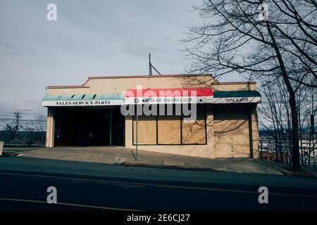 Straßen von Tacoma im Frühjahr 2020 während der ersten Welle Der Geschäftsschließungen aufgrund der Covid-19-Pandemie Stockfoto