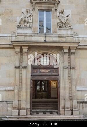 CHAMPAGNE SOCIALISTS STANDORTE IN PARIS Stockfoto