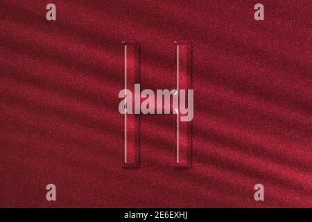 ETA-Schild. ETA-Buchstabe, griechisches Alphabet-Symbol, roter Hintergrund Stockfoto