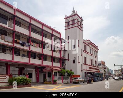 George Town, Penang, Malaysia: Historisches Gebäude der Central Fire Station, gelistet in der UNESCO. Stockfoto