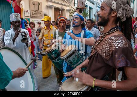 La Havana, Kuba. 04-15-2018. Gruppe von Musikern auf den Straßen für die Touristen in La Havanna, Kuba. Stockfoto