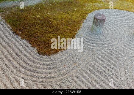 Japanischer Zen Rock Garten am Tofuku-ji Tempel Stockfoto