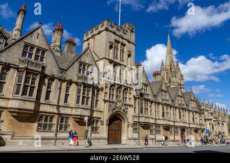 Die High Street Eingang zum Brasenose College, University of Oxford, Oxford, Oxfordshire, Großbritannien. Stockfoto