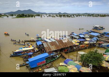 Kambodscha, Kompong Chhnang oder Kampong Chhnang, Fischerhafen am Tonle sap Fluss Stockfoto