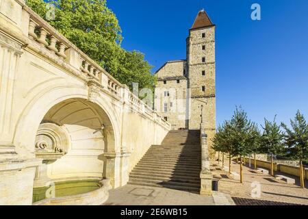 Frankreich, Gers, auch, befindet sich auf der GR 653, Weg von Arles oder Via Tolosana in Richtung Santiago de Compostela, 14. Jahrhundert Armagnac Turm Stockfoto