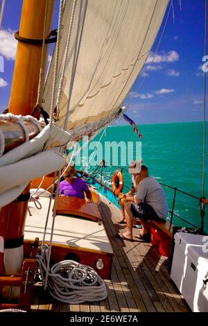 Yacht Schooner Hindu in Key West, Florida, FL USA. Südlichster Punkt in den kontinentalen USA. Insel Urlaubsziel für entspannten Tourismus. Stockfoto