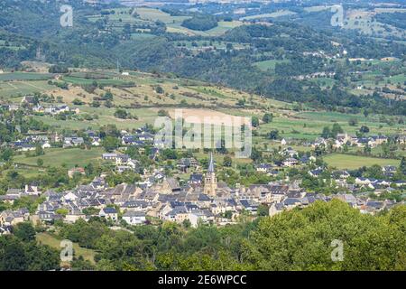 Frankreich, Aveyron, Regionales Naturreservat Aubrac, Lot-Tal, Saint-Come-d'Olt auf der Via Podiensis, einer der Pilgerwege nach Santiago de Compostela oder GR 65 (UNESCO-Weltkulturerbe) Stockfoto