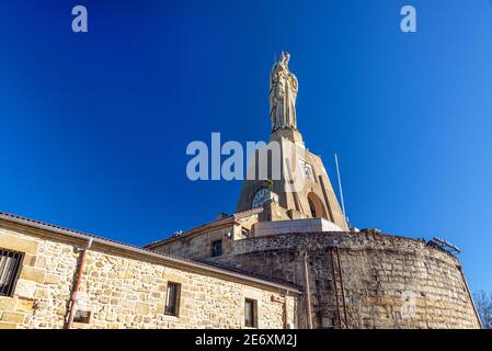 Statue von Jesus auf dem Gipfel des Mount Urgull in San Sebastian, Spanien Stockfoto