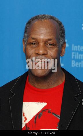 US-Schauspieler Danny Glover posiert für die Fotografen während einer Fotoschau für den Film "Poor Boy's Game" auf den 57. Internationalen Filmfestspielen "Berlinale" in Berlin, Deutschland, am 13. Februar 2007. Foto von Christophe Guibbaud/ABACAPRESS.COM Stockfoto