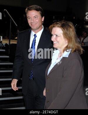 Der demokratische Präsidentschaftskandidat Senator John Edwards und seine Frau Elizabeth Edwards besuchen ein Gesundheitsforum an der University of Nevada Las Vegas. Las Vegas, 24. März 2007. Foto von Lionel Hahn/ABACAPRESS.COM Stockfoto