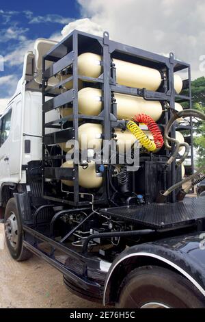 CNG/NGV-Gasbehälter für schwere LKW, alternative Brennstoffe Stockfoto