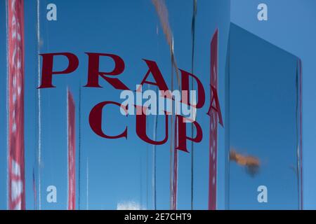 Auckland, Neuseeland. 30. Januar 2021. Prada Cup Halbfinale. Kredit Chris Cameron / Alamy Live Nachrichten. Prada Cup Skulptur im America's Cup Village am zweiten Tag des Prada Cup Halbfinals. Quelle: Chris Cameron/Alamy Live News Stockfoto